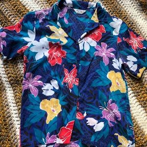 60s Hawaiian shirt